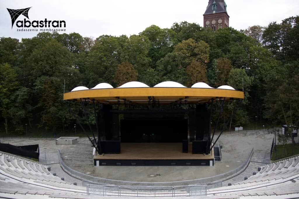 Zadaszenie sceny amfiteatru